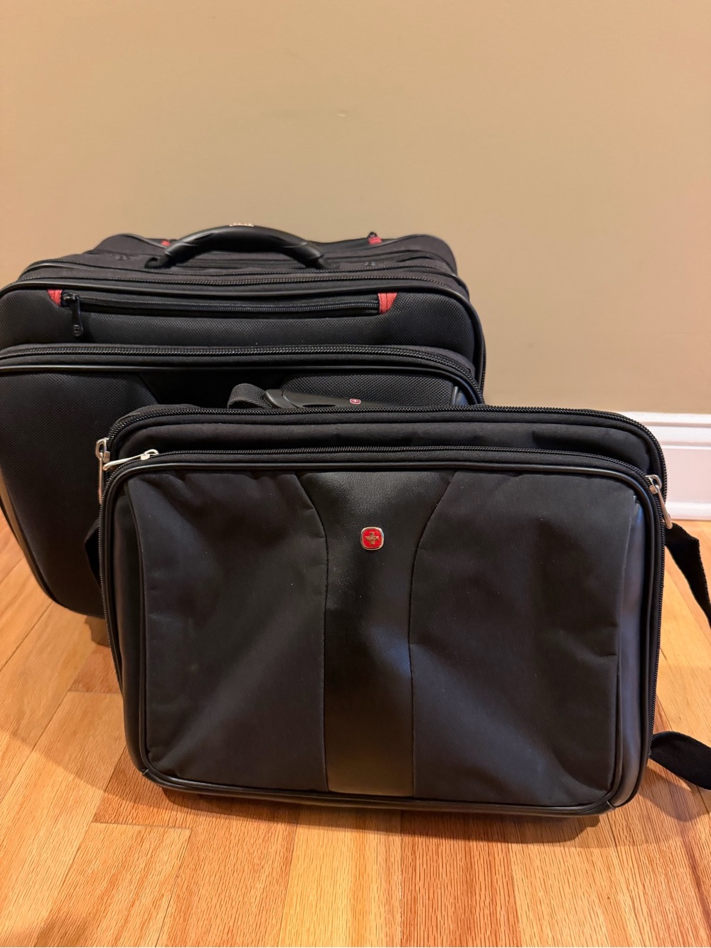 SwissGear Black Laptop Briefcase with Red Accent